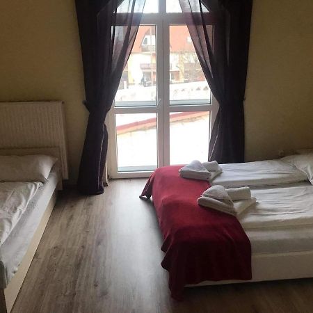 Y Panzio Bed and Breakfast Balatonlelle Εξωτερικό φωτογραφία