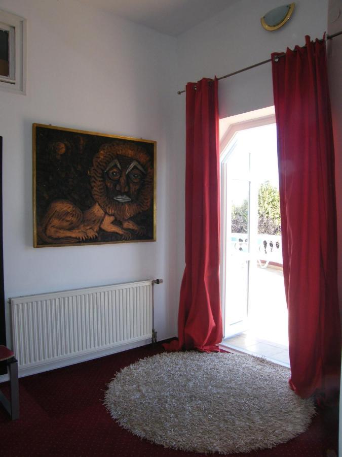 Y Panzio Bed and Breakfast Balatonlelle Εξωτερικό φωτογραφία